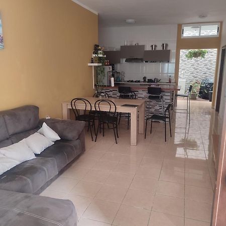 Habitacion Matrimonial En Casa Compartida La Laguna  Eksteriør bilde